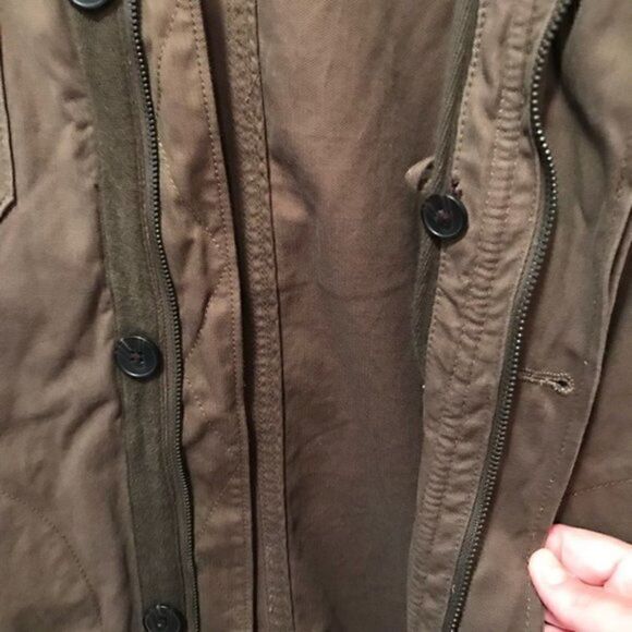 NWOT. Gap Jacket. Excellent Condition. - Picture 6 of 8